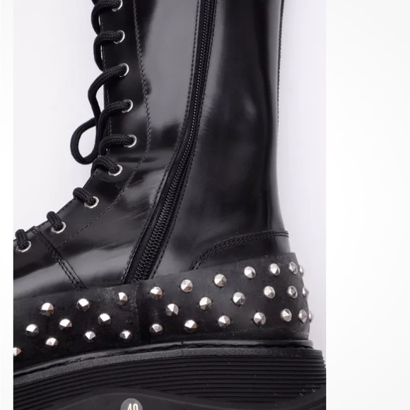 Alexander McQueen tread slick knee high boots - Picture 5 of 6